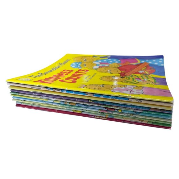Set Of 10 Berenstain Bears Classic Paperback Books - Picture 2 of 6